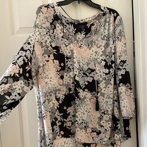 Kaari blue size 3x blouse with tassel detail